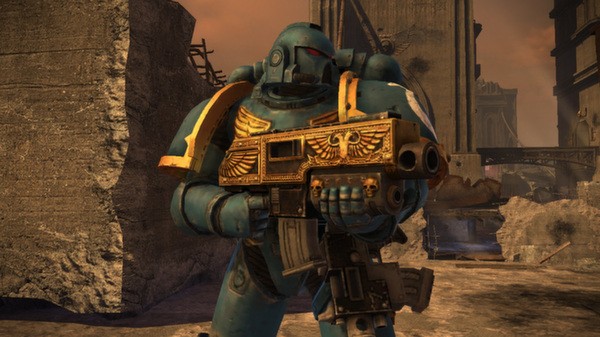 Warhammer 40,000: Space Marine - Golden Relic Bolter Screenshot #1
