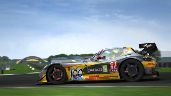 GTR 2 FIA GT Racing Game Screenshot #2